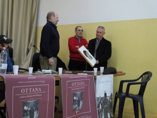 Convegno-Bentzon-Ottana-2014--078_ridimensionare